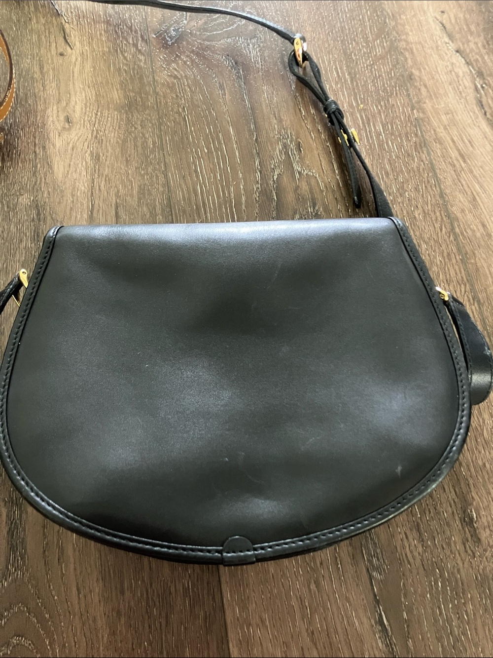 Gucci Black Leather & GG Jacquard Crossbody - Picture 7 of 7